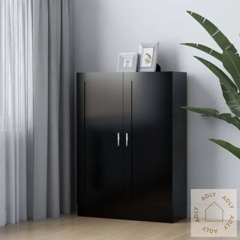 Bokhylle Svart 82,5X30,5X115 Cm Konstruert Tre