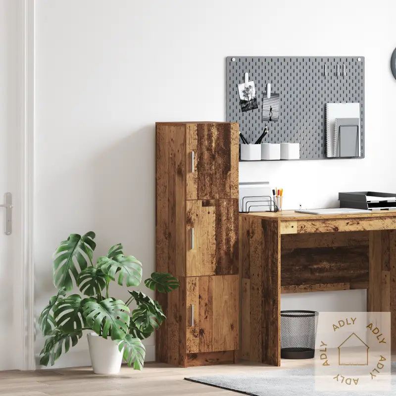 Brun Sideboard Slitt Tre Trefiner Kompakt Brun Sideboard