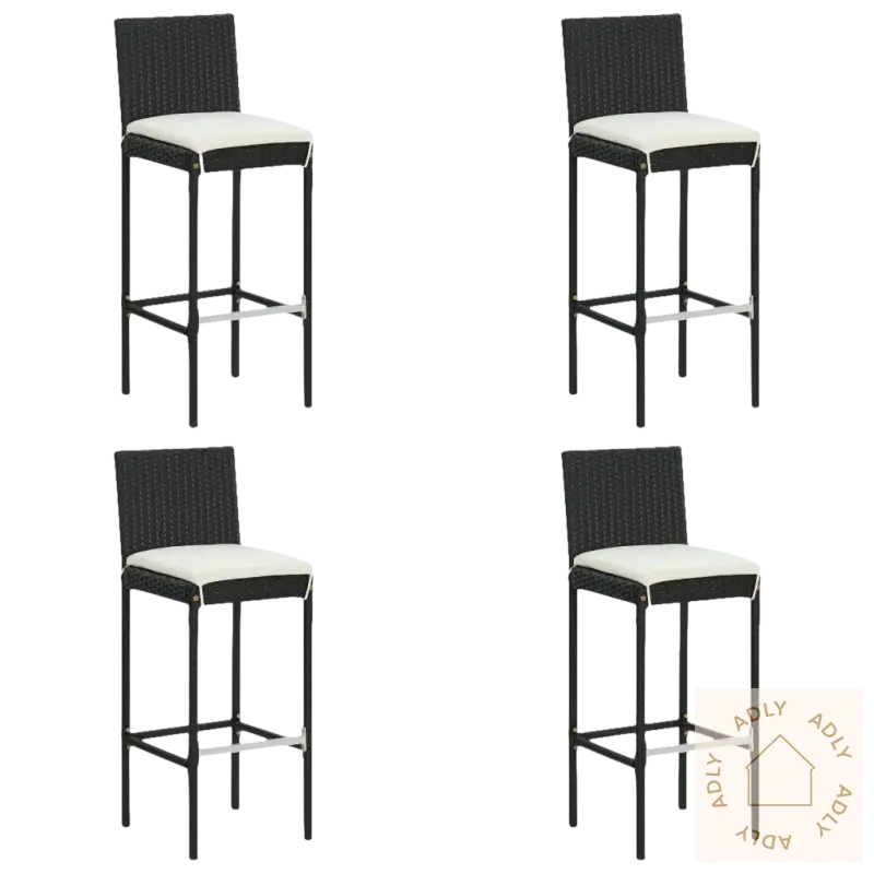 Fire svarte bøttestoler fra Elegant Hagemøbler Barsett for hage og terrasse