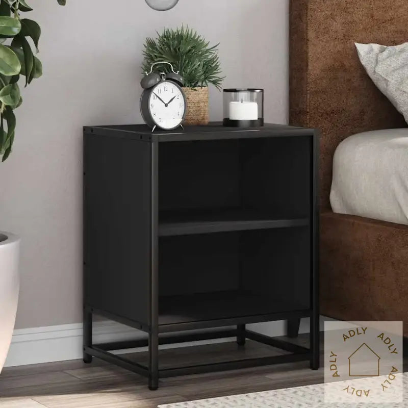 Nattbord Svart 40X31X50 Cm Heltre Furu Og Metall