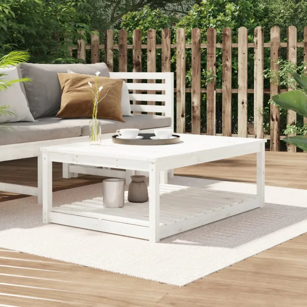 Hagebord i heltre furu for uterom og terrasse - Hagebord