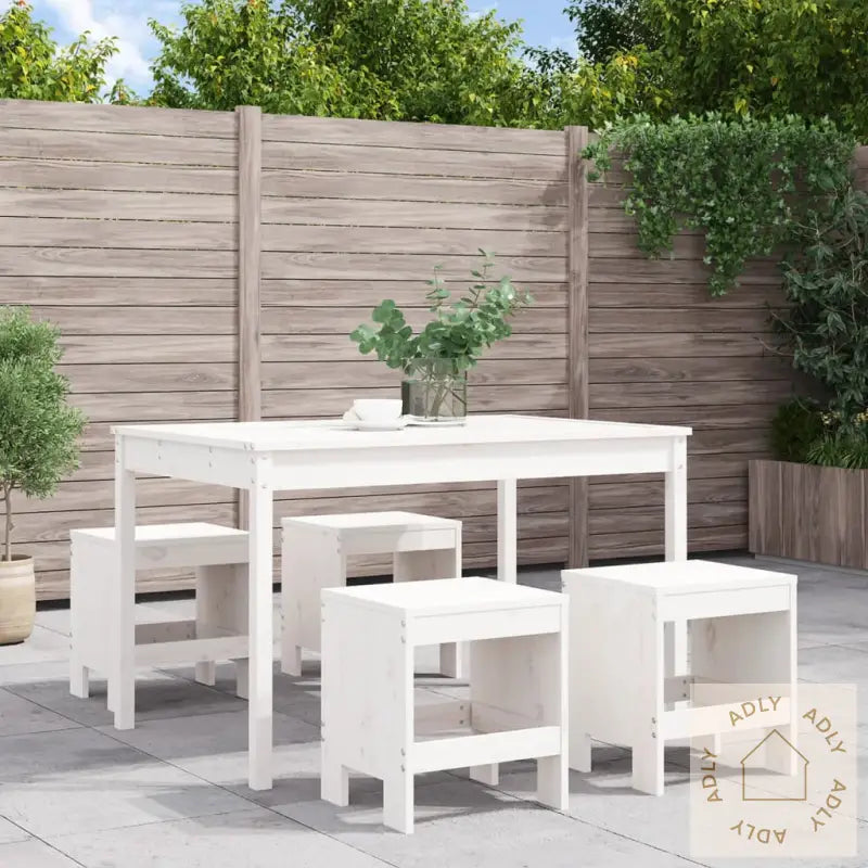 Hagespisestue 5 Deler Hvit Heltre Furu