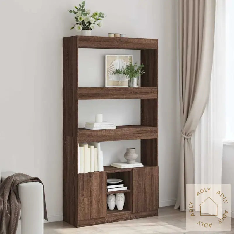 Highboard Brun Eik 92X33X180 Cm Konstruert Tre