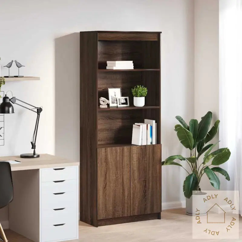 Highboard Brun Eik 70X35X180 Cm Konstruert Tre