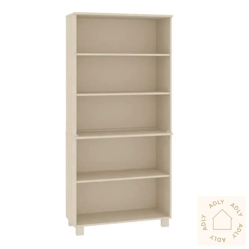 Highboard Hamar Heltre Furu Honningbrun