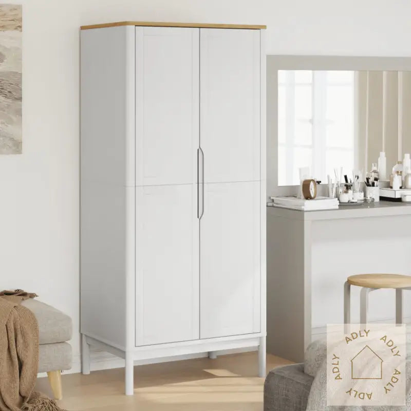 Garderobe Floro Hvit 77X53X171 Cm Heltre Furu