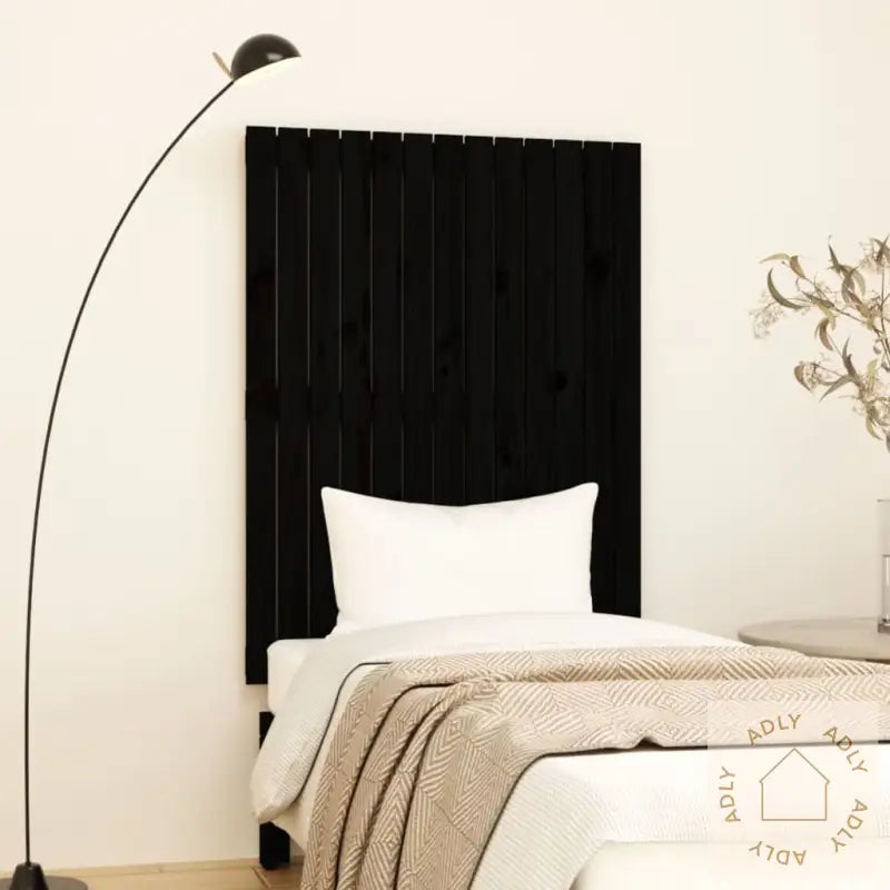 Veggmontert Sengegavl Svart 82,5X3X110 Cm Heltre Furu