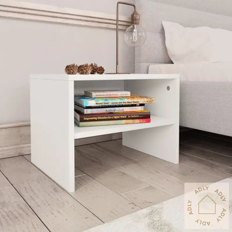 Nattbord 2 Stk Hvit 40X30X30 Cm Konstruert Tre
