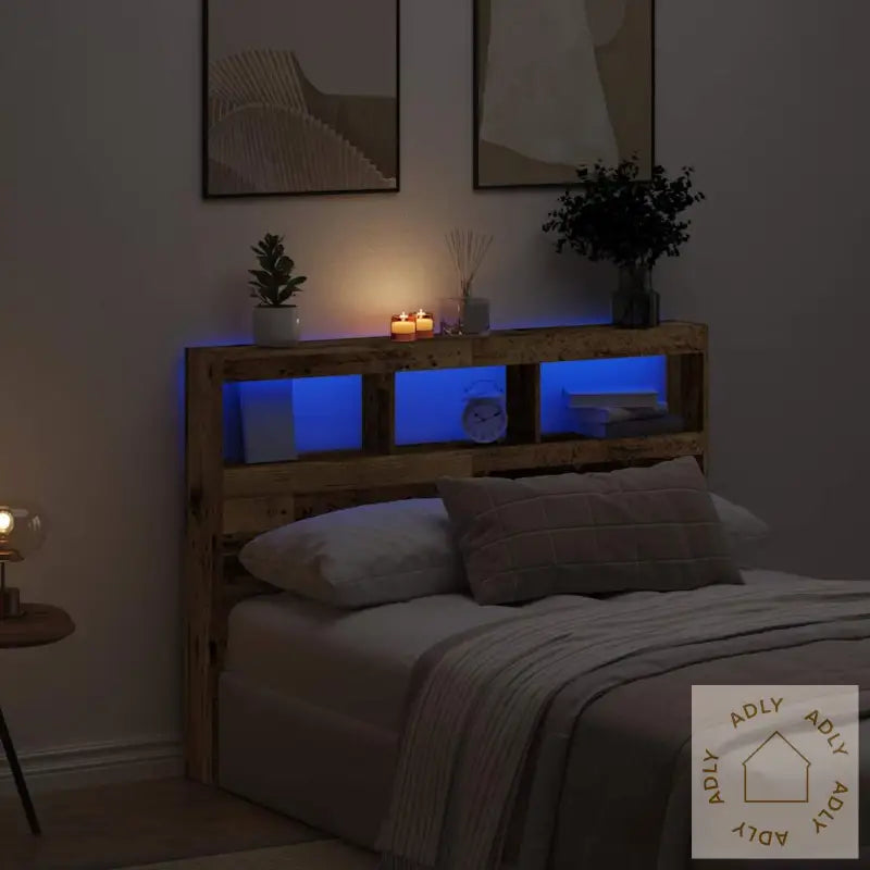 Hodegavl Skap Med Led Gammelt Tre 140X17X102 Cm
