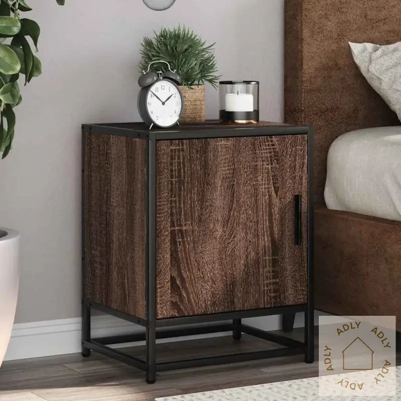 Nattbord 2 Stk Brun Eik 40X31X50 Cm Konstruert Tre Og Metall