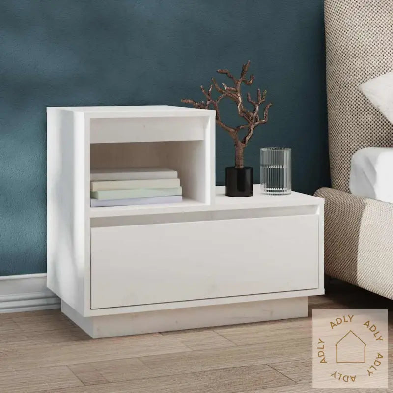 Nattbord Hvit 60X34X51 Cm Heltre Furu
