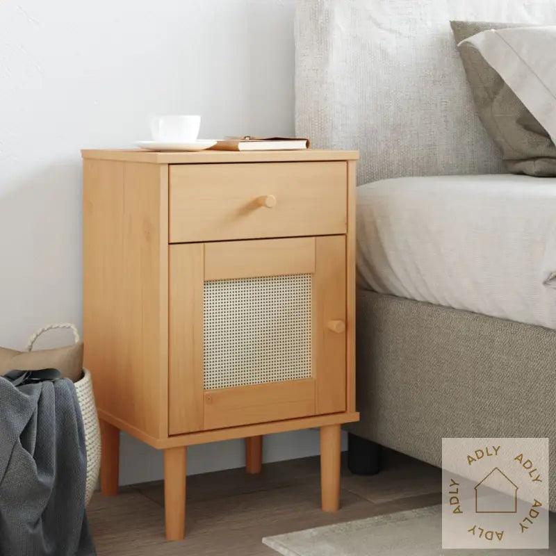 Nattbord Senja Rotting Utseende Brun 40X35X65 Cm Heltre Furu