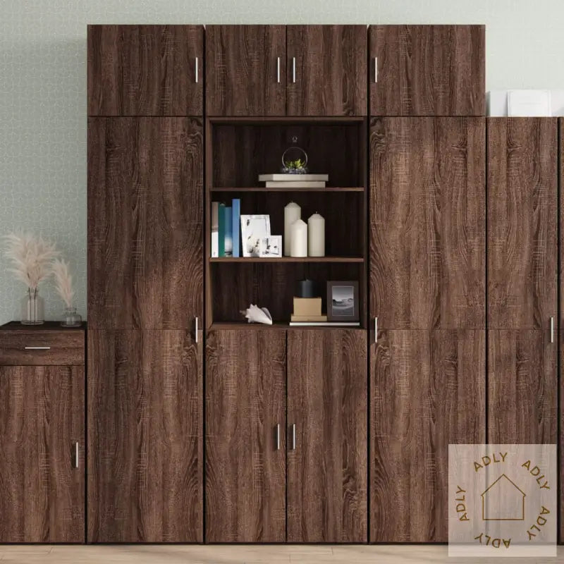 Oppbevaringsskap Brun Eik 70X42,5X225 Cm Konstruert Tre