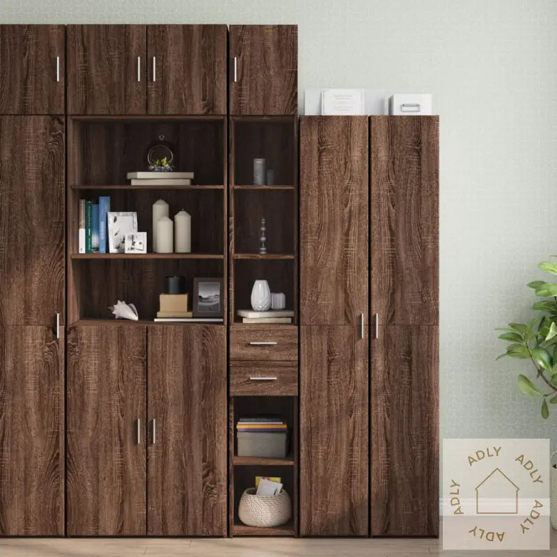 Smalt Oppbevaringsskap Brun Eik 30X42,5X225 Cm Konstruert Tre