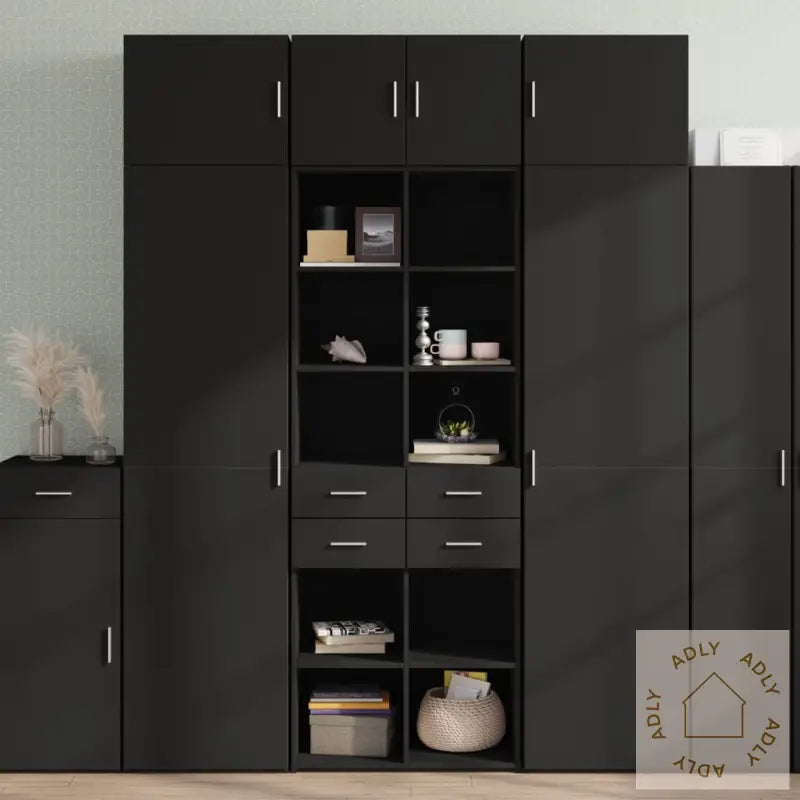 Oppbevaringsskap Svart 70X42,5X225 Cm Konstruert Tre