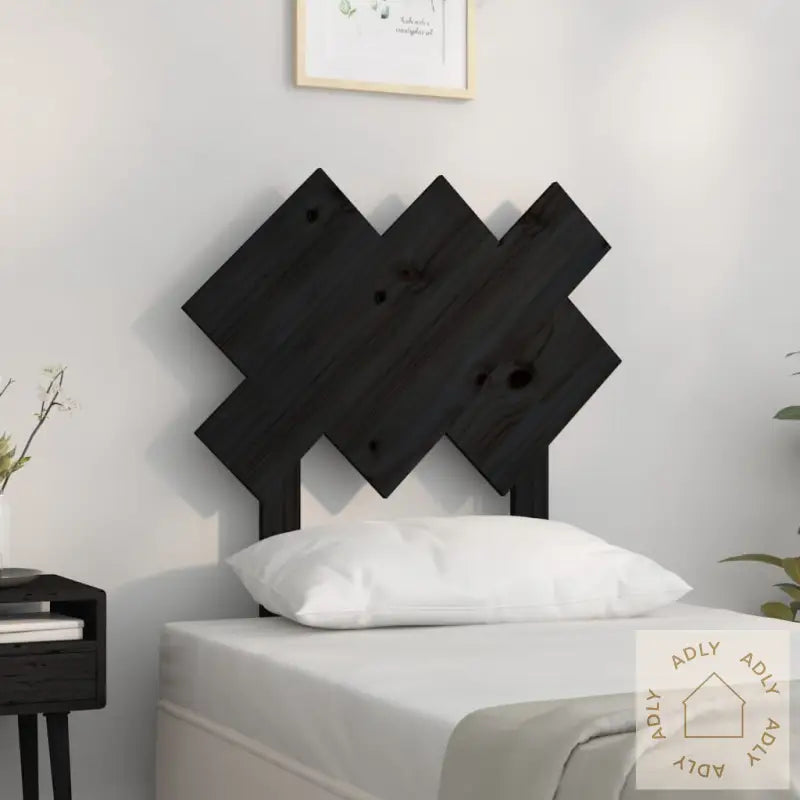 Sengegavl Svart 72,5X3X81 Cm Heltre Furu