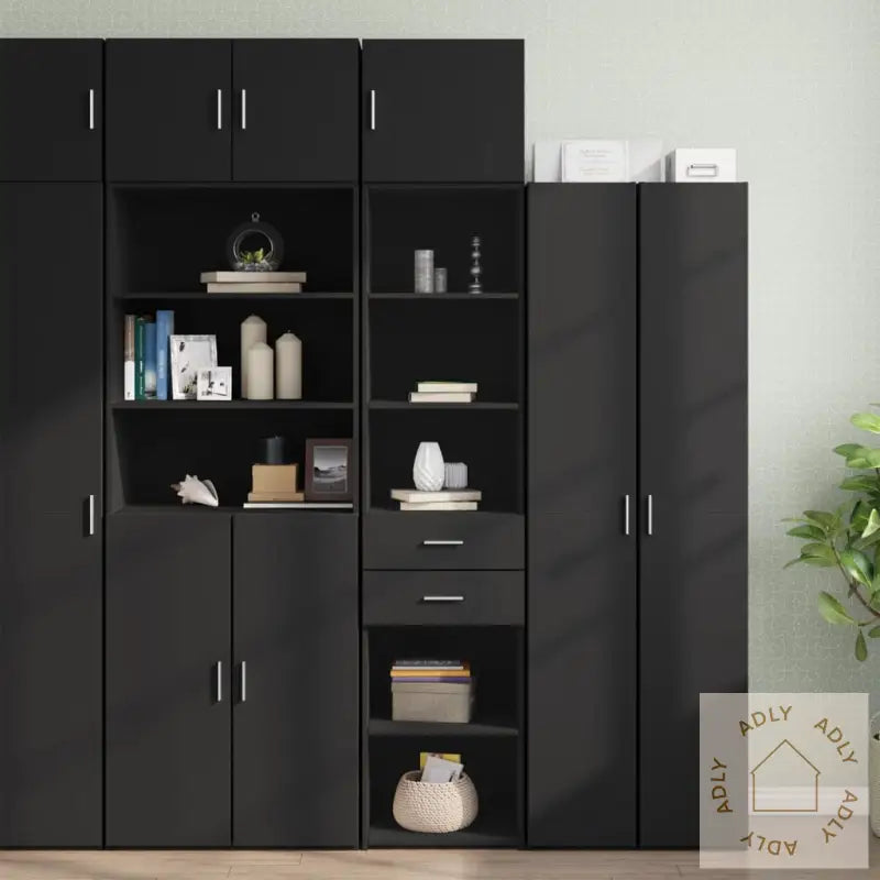 Smalt Oppbevaringsskap Svart 45X42,5X225 Cm Konstruert Tre