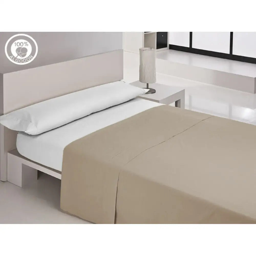 Neutral-tonet seng med lang pute under topptrekk happy home LISOS COTTON for myke møbler