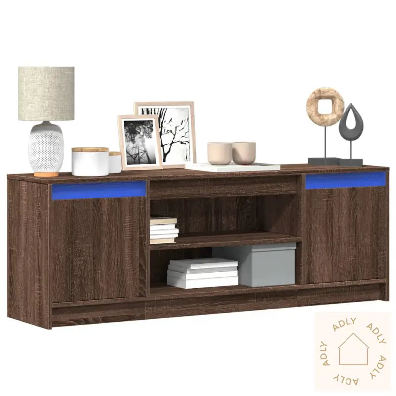 Tv-Benk Med Led Brun Eik 139,5X34X50 Cm Konstruert Tre