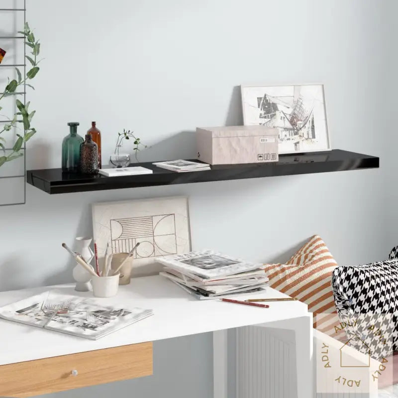 Flytende Vegghylle Høyglans Svart 120X23,5X3,8 Cm Mdf
