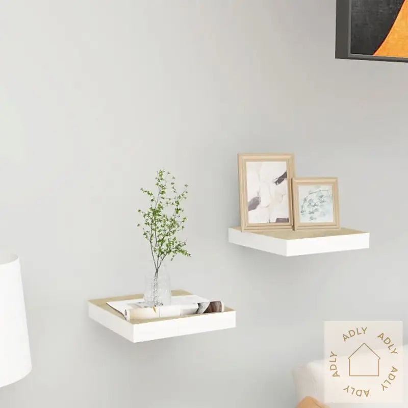 Flytende Vegghyller 2 Stk Eik Og Hvit 23X23,5X3,8 Cm Mdf