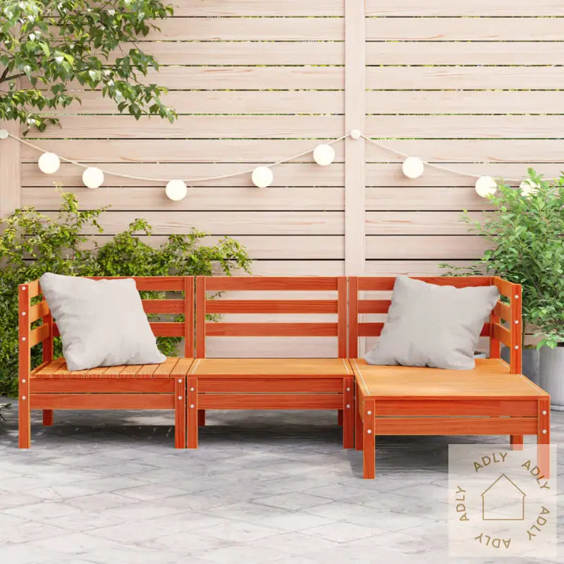 Hagesofa Uten Armlener Med Fotskammel Voksbrun Heltre Furu