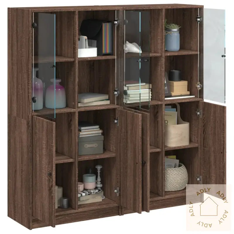 Bokhylle Med Dører Brun Eik 136X37X142 Cm Konstruert Tre