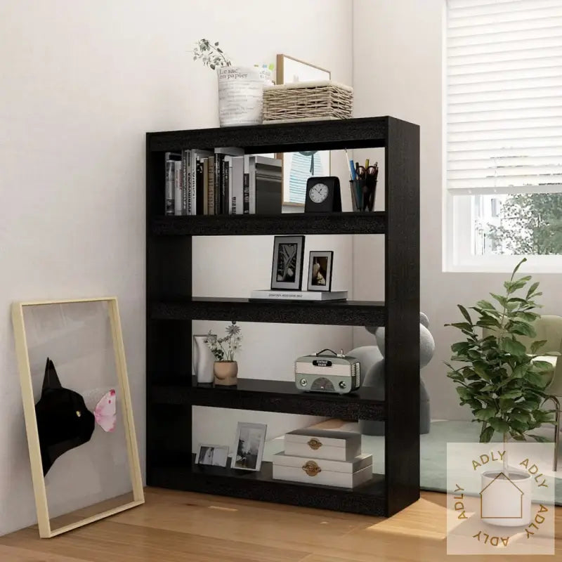 Bokhylle/Romdeler Svart 100X30X135,5 Cm Heltre Furu
