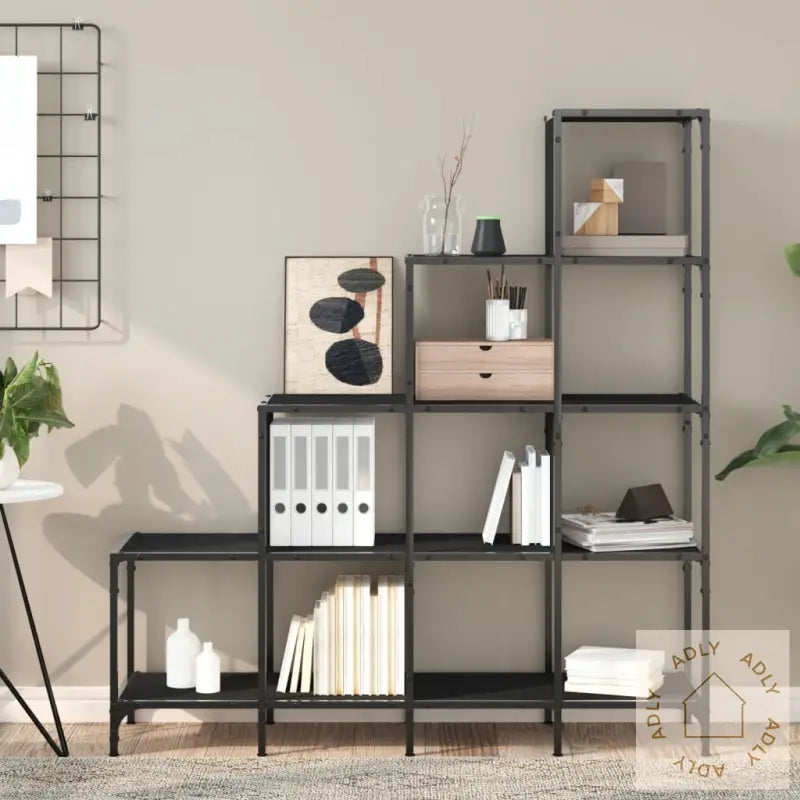 Bokhylle Svart 122X30X132 Cm Konstruert Tre