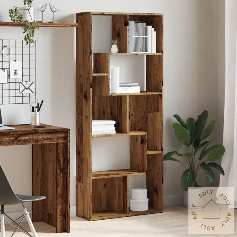 Bokhylle Gammelt Tre 67X24X161 Cm Konstruert Tre