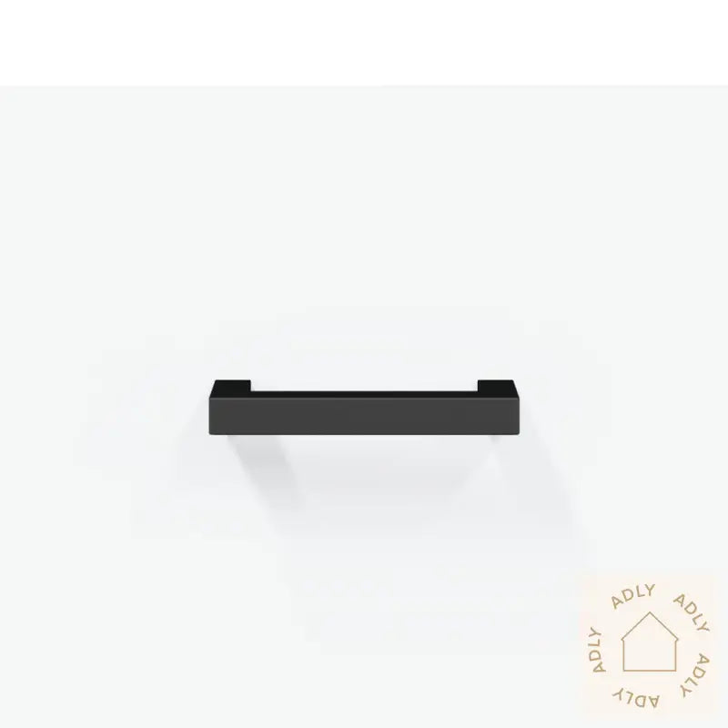 Highboard Hvit 69,5X34X180 Cm Konstruert Tre