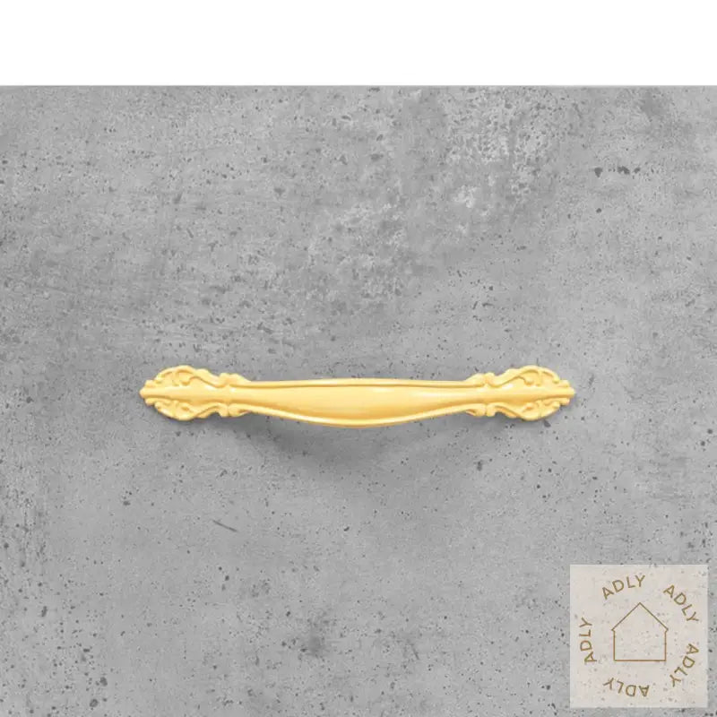 Highboard Betonggrå 34,5X34X180 Cm Konstruert Tre