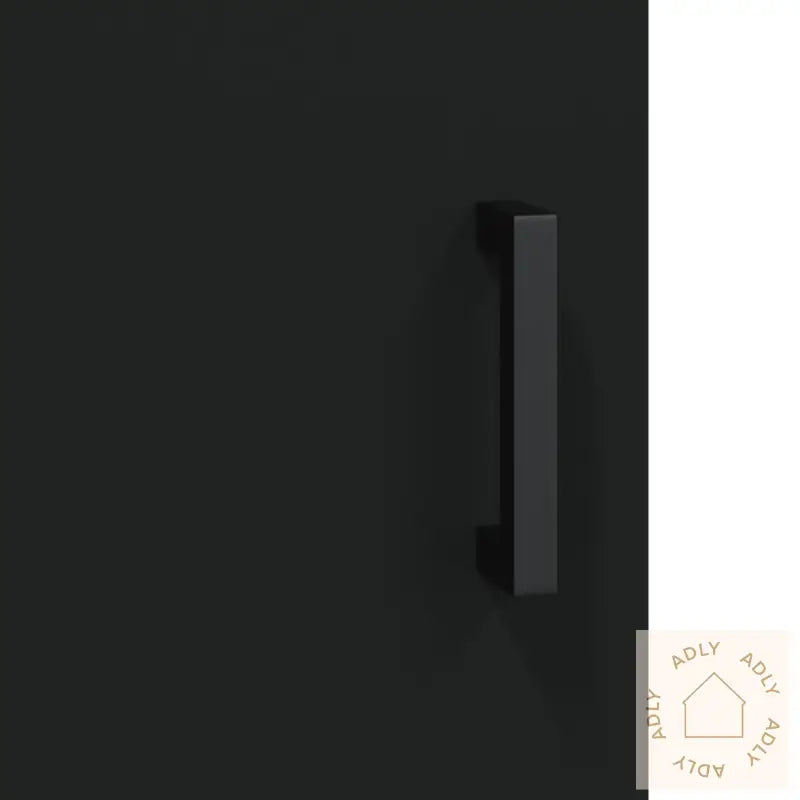 Highboard Svart 69,5X34X180 Cm Konstruert Tre