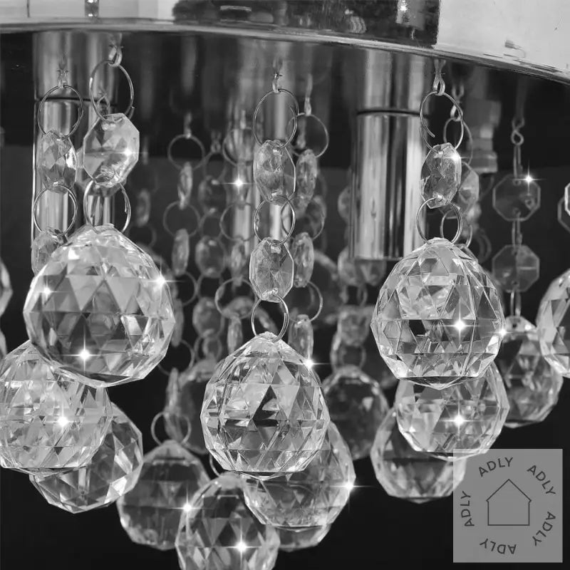 Lysekrone I Krystall Design Krom