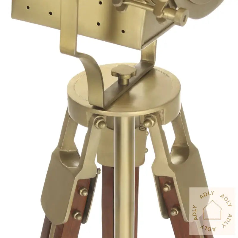 Gulvlampe Med Stativ Heltre Mango 193 Cm