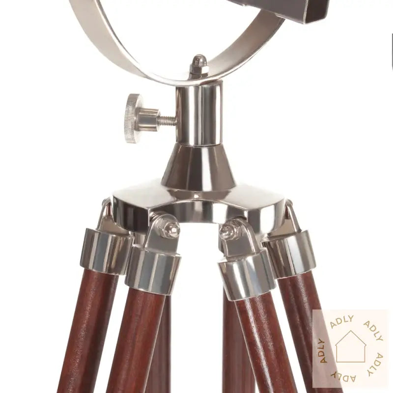 Gulvlampe Med Stativ Heltre Mango 180 Cm