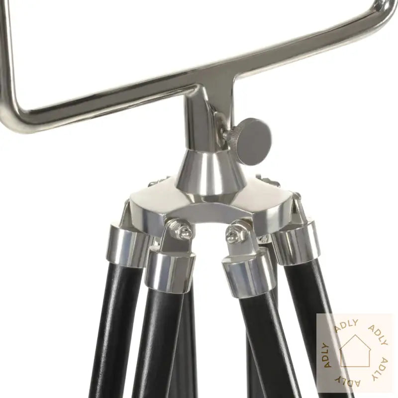 Gulvlampe Med Stativ Heltre Mango 171 Cm Svart
