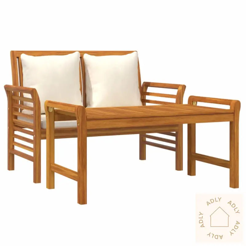 Hagesofagruppe Med Kremhvite Puter 2 Deler Heltre