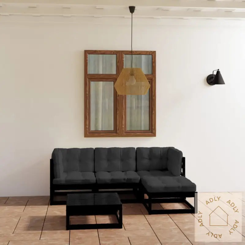 Dark gray sectional sofa i heltre furu, perfekt for avslapping ute hagemøbler