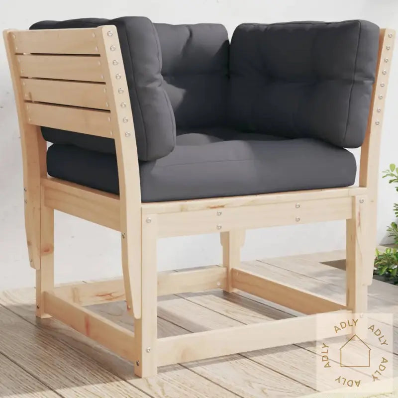 Hagesofa Med Armlener Og Puter Heltre Furu