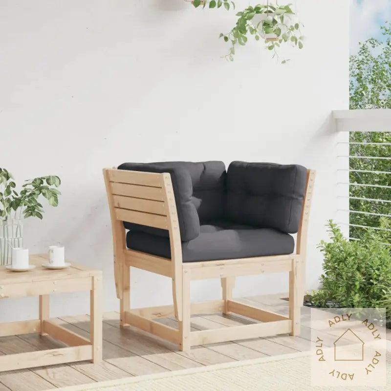 Hagesofa Med Armlener Og Puter Heltre Furu