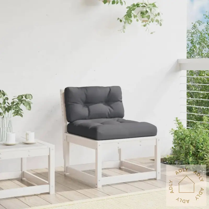 Hagesofa Med Puter Hvit Heltre Furu