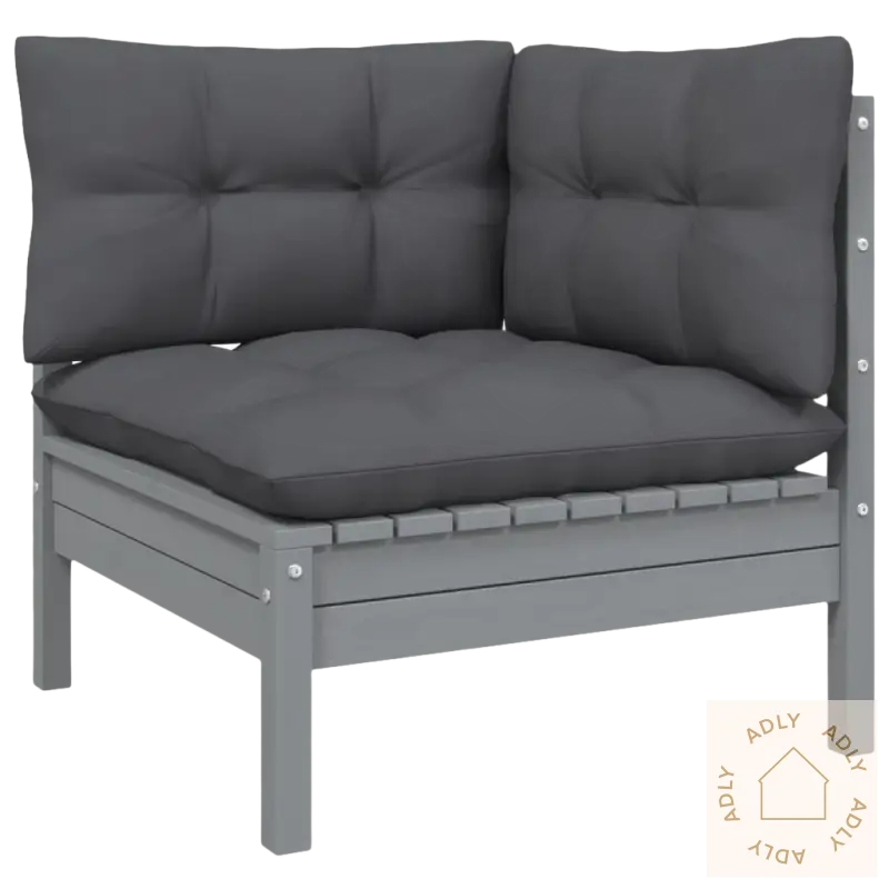 Gray trefuru hjørnestol med puter, del av Hagesofa i heltre furu med modulært design