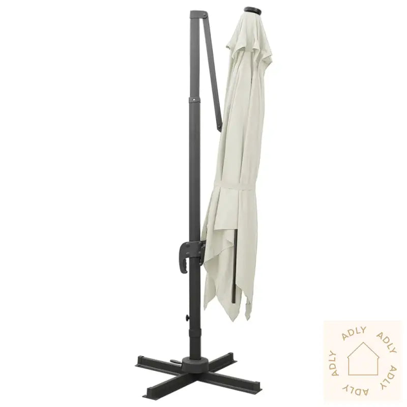 Hengende Hageparasoll Med Stang Og Led-Lys 300 Cm Sand