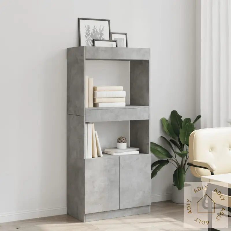 Highboard Betonggrå 63X33X140 Cm Konstruert Tre