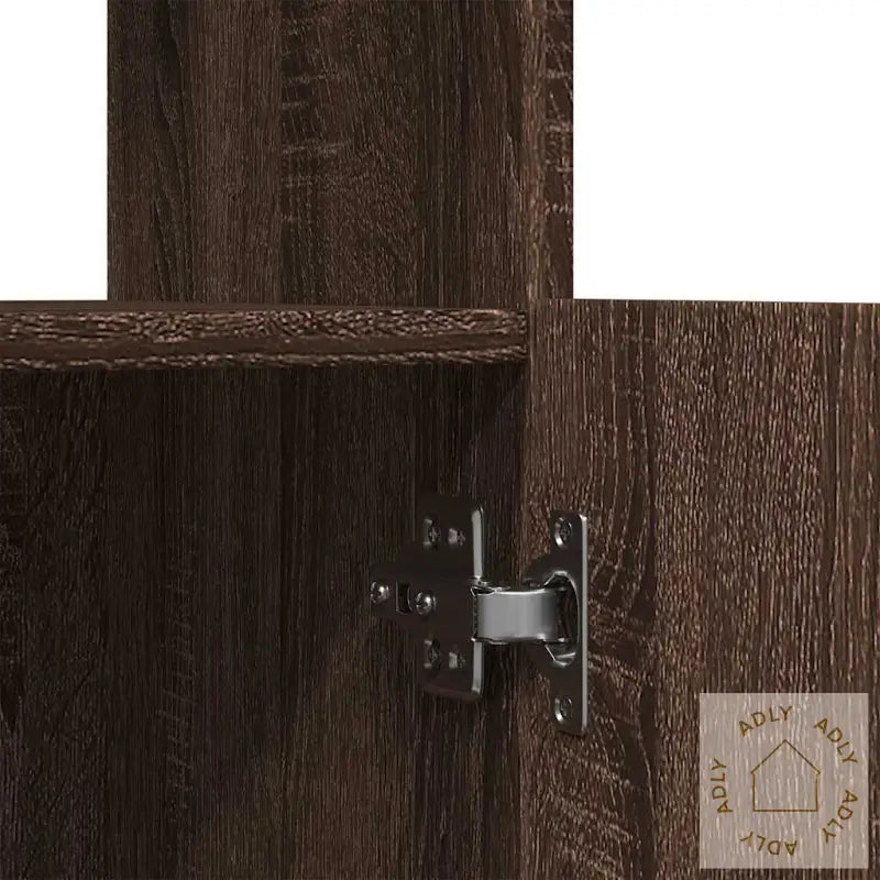 Highboard Brun Eik 92X33X180 Cm Konstruert Tre