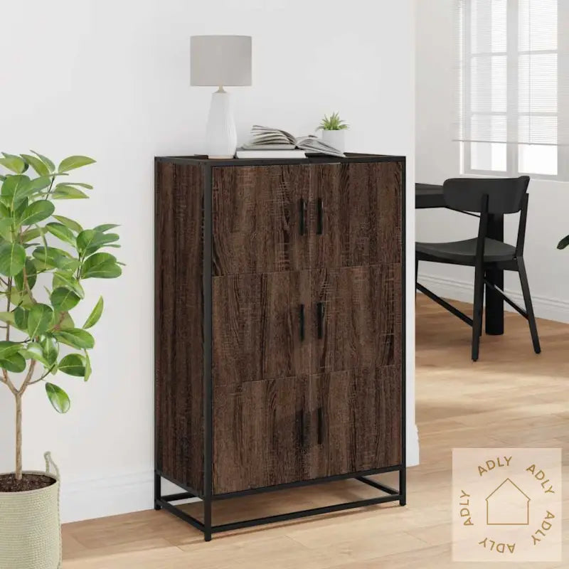 Highboard Brun Eik 68X35X106,5 Cm Konstruert Tre Og Metall