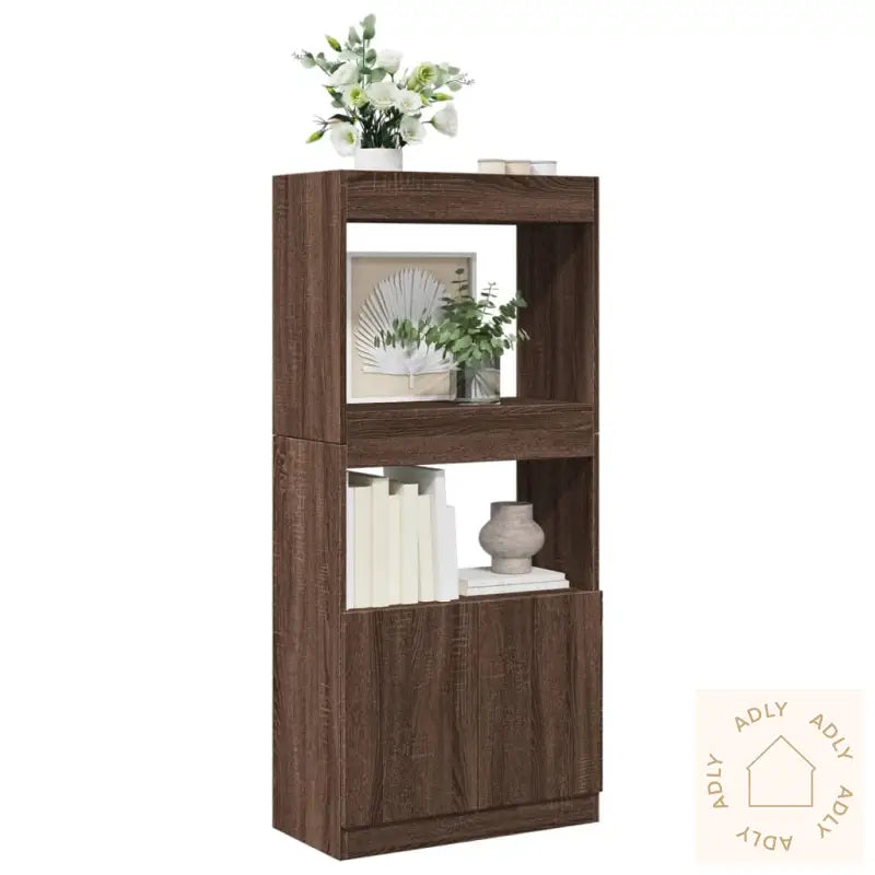 Highboard Brun Eik 63X33X140 Cm Konstruert Tre