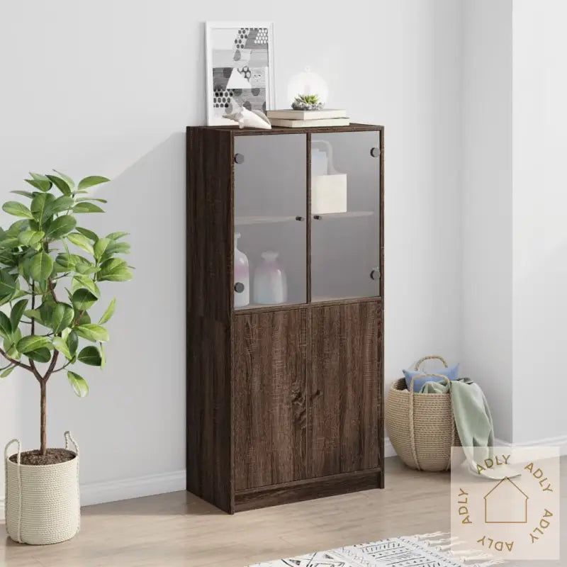 Highboard Med Dører Brun Eik 68X37X142 Cm Konstruert Tre