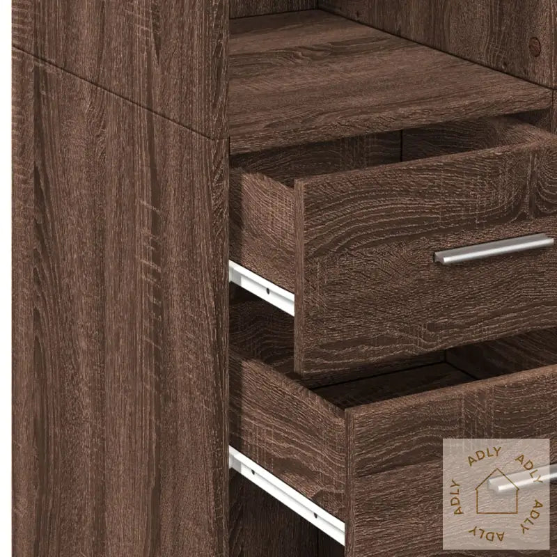 Highboard Brun Eik 70X42,5X185 Cm Konstruert Tre